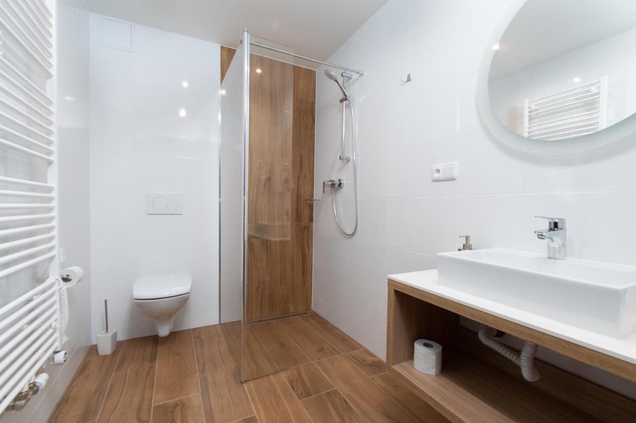 Apartmany Adam ยาคีมอฟ ภายนอก รูปภาพ