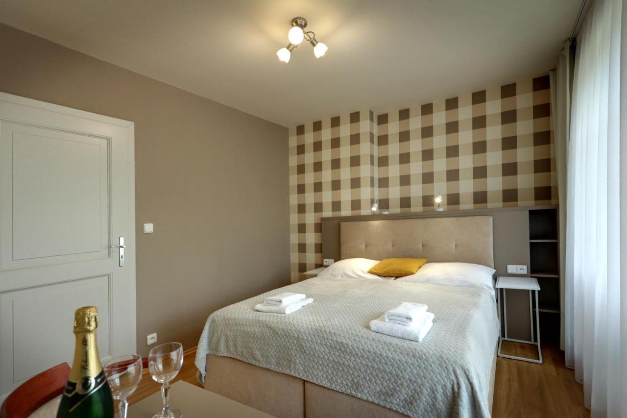 Apartmany Adam ยาคีมอฟ ภายนอก รูปภาพ