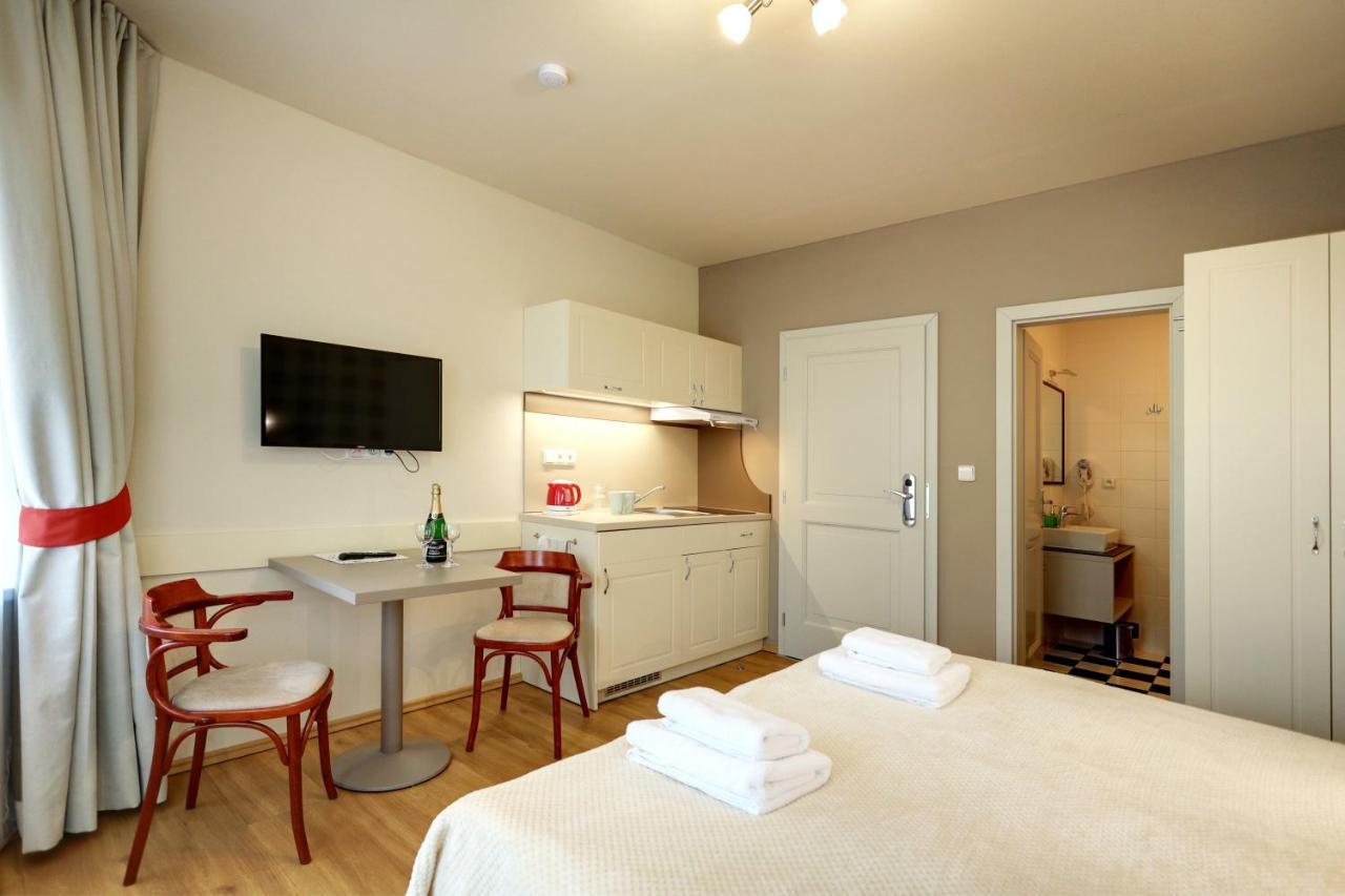 Apartmany Adam ยาคีมอฟ ภายนอก รูปภาพ